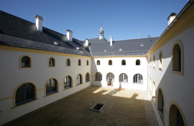 Penzion14 Hostinné Exterior foto